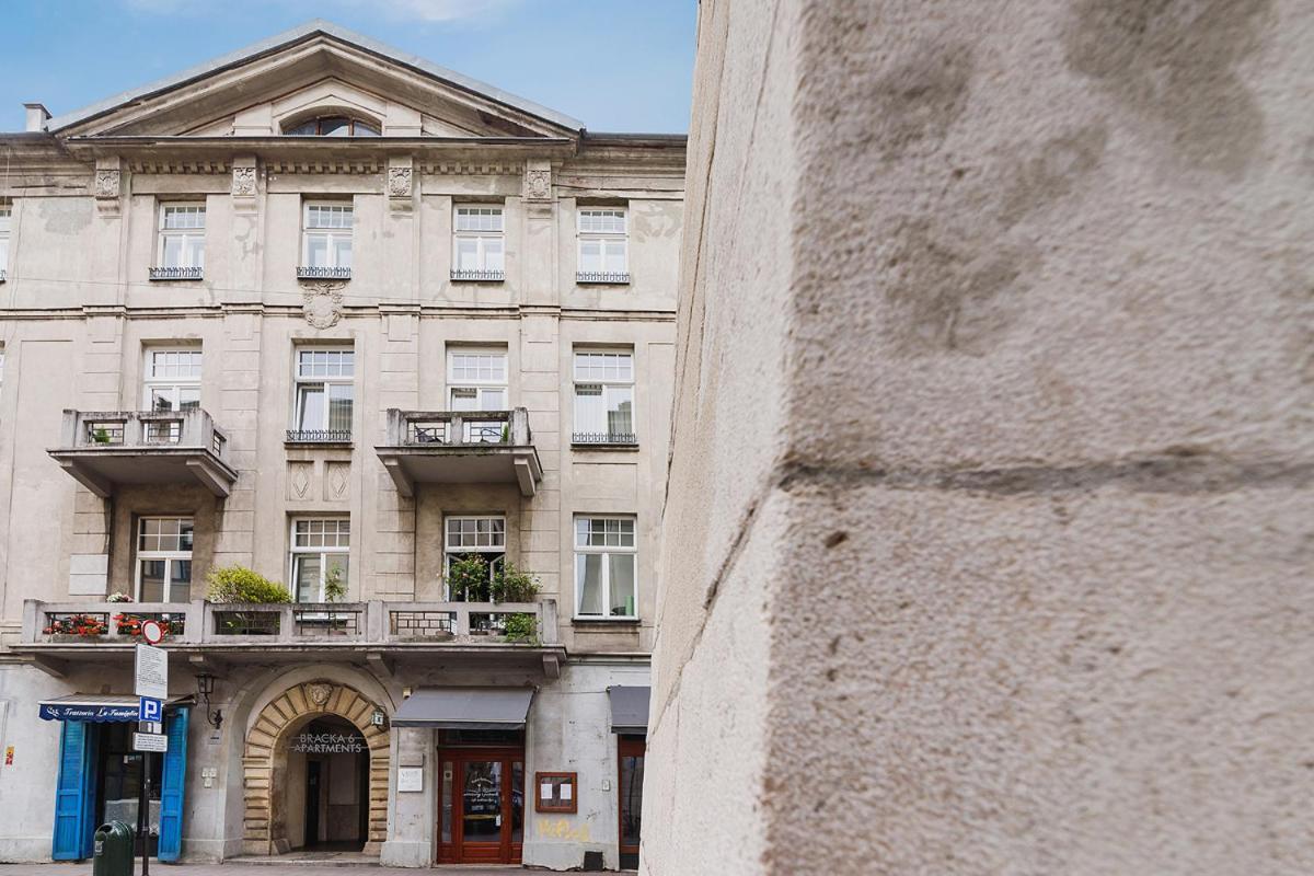 Bracka 6 Hotel apartamentowy 4*