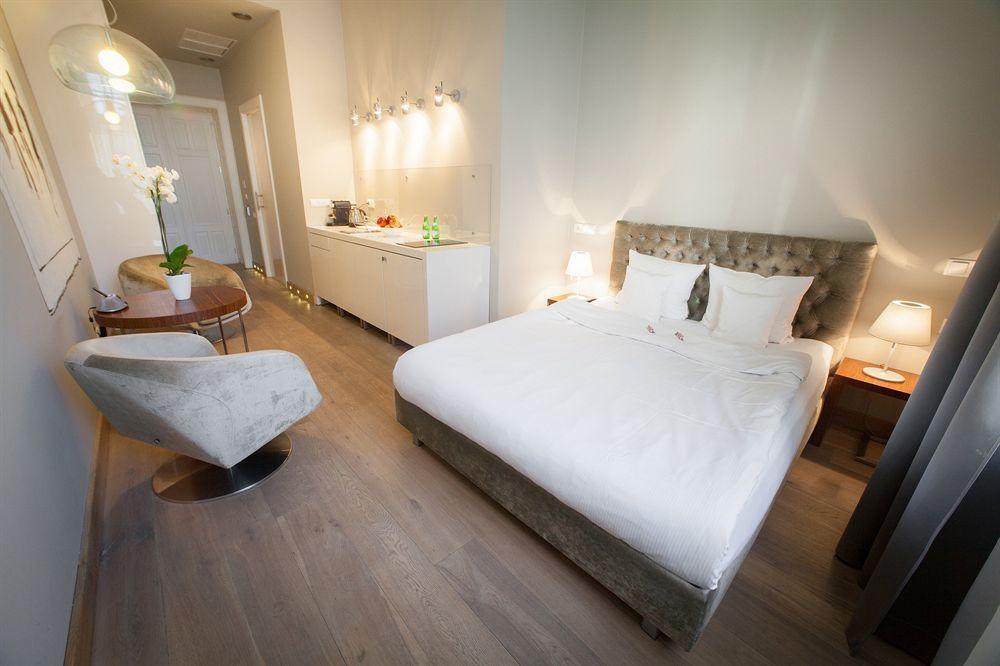 Bracka 6 Hotel apartamentowy